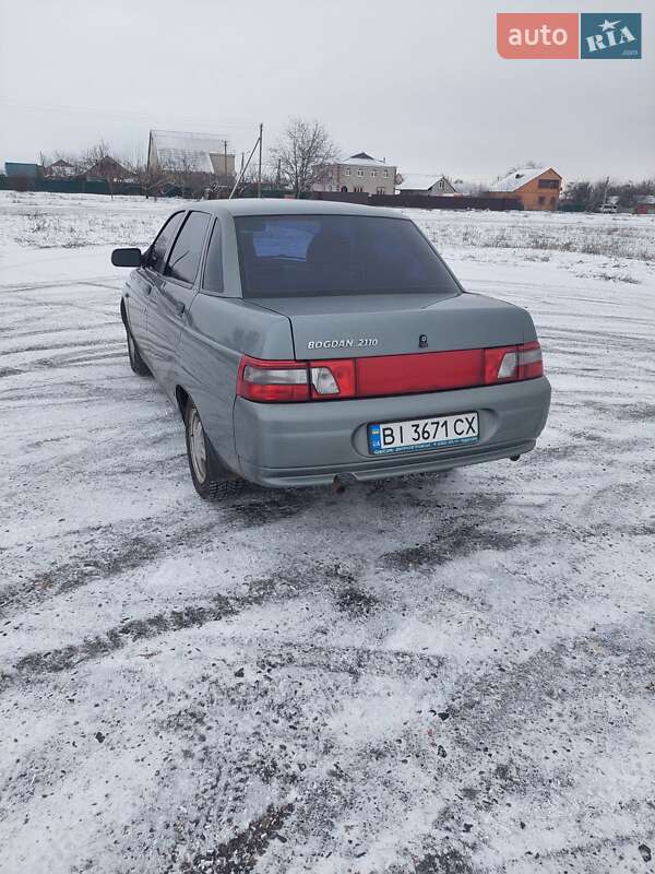 Седан Богдан 2110 2013 в Карлівці