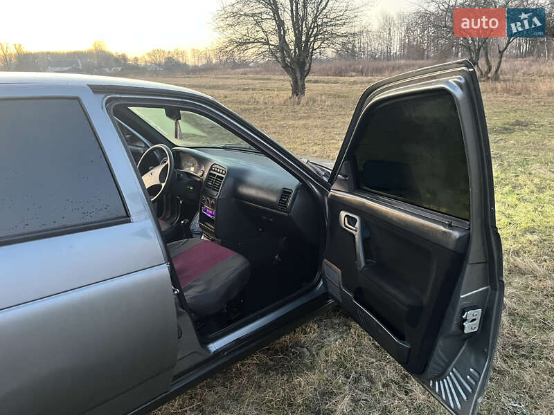 Седан Богдан 2110 2012 в Белополье