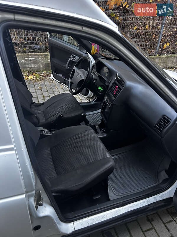 Грузовой фургон Богдан 2310 2011 в Львове фото 13 Грузовой фургон Богдан 2310 2011 в Львове