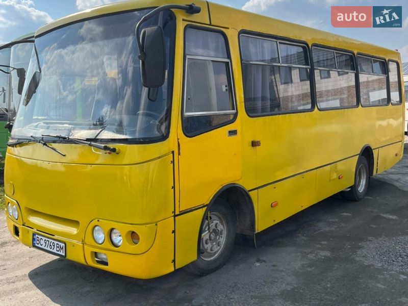 Пригородный автобус Богдан А-092 2005 в Львове фото 2 Пригородный автобус Богдан А-092 2005 в Львове