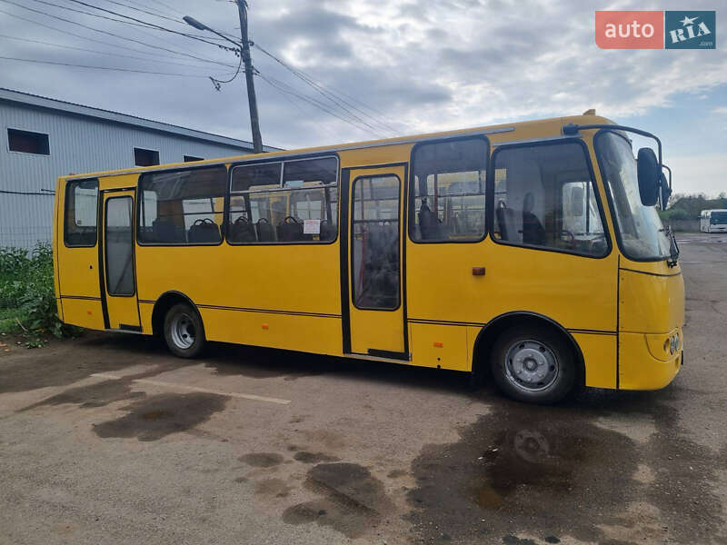 Міський автобус Богдан А-093 2013 в Чернівцях