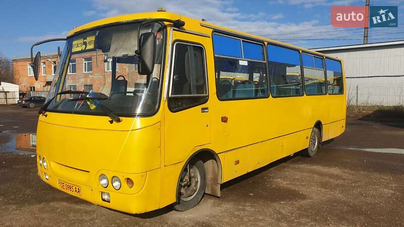 Городской автобус Богдан А-093 2011 в Черновцах