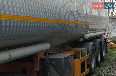 Цистерна напівпричіп Bolgan Bolgan 2003 в Одесі