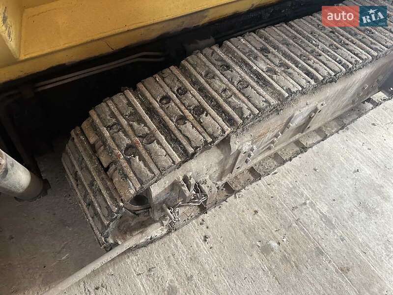 Асфальтоукладчик Bomag BF 2007 в Броварах