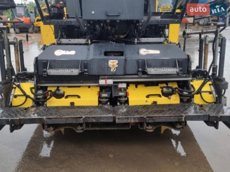Асфальтоукладчик Bomag BF 2015 в Одессе