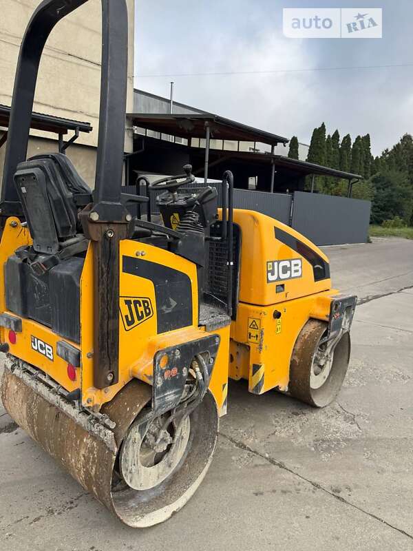 Дорожный каток Bomag BW 120AD-4 Roller 2009 в Львове