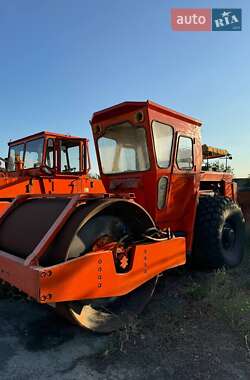 Каток ґрунтовий Bomag BW 216 D-4 1988 в Одесі