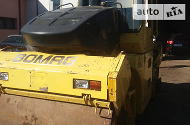 Дорожный каток Bomag BW 2001 в Черновцах