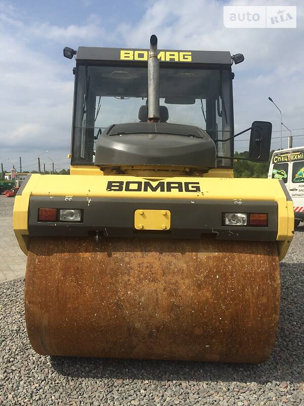 Дорожній каток Bomag BW 2005 в Львові