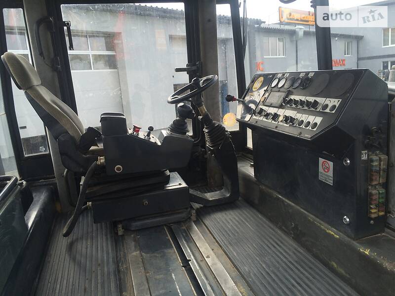 Дорожній каток Bomag BW 2005 в Львові