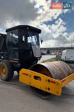 Каток грунтовый Bomag BW 2003 в 