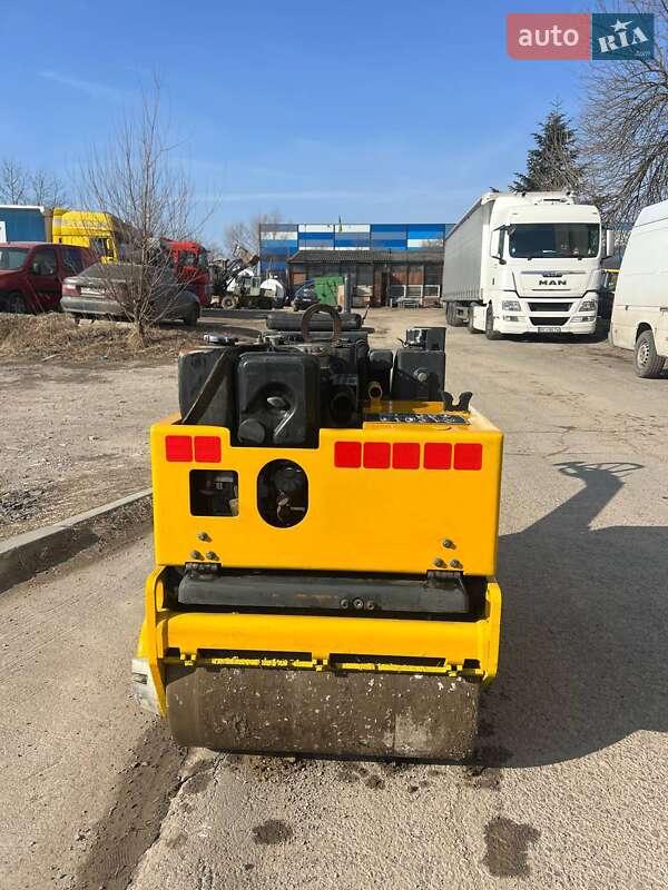 Дорожный каток Bomag BW 2015 в Львове