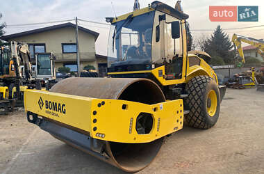 Каток ґрунтовий Bomag BW 2022 в Львові