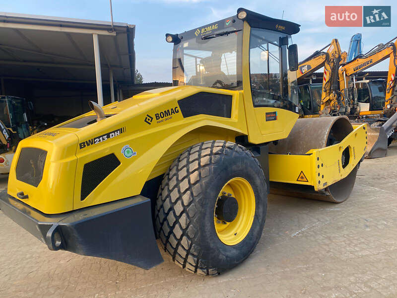 Каток ґрунтовий Bomag BW 2022 в Львові