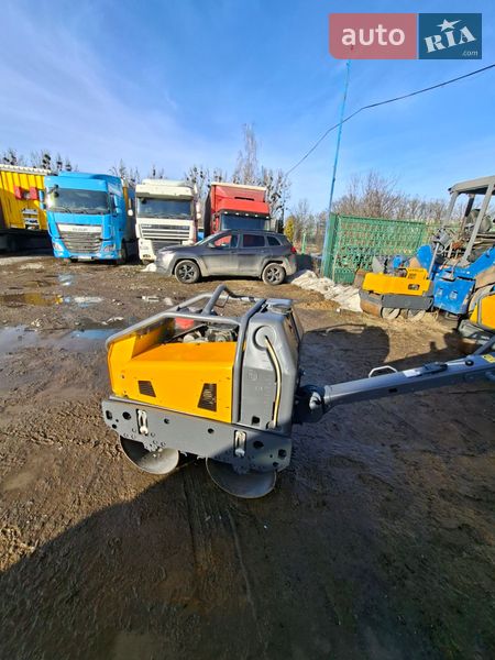 Дорожный каток Bomag BW 2019 в Львове