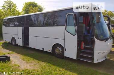 Туристический / Междугородний автобус BOVA Futura FHD 2002 в Снятине