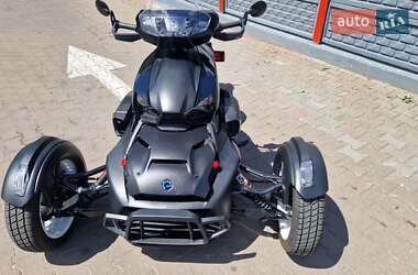 Трицикл BRP Can Am 2023 в 