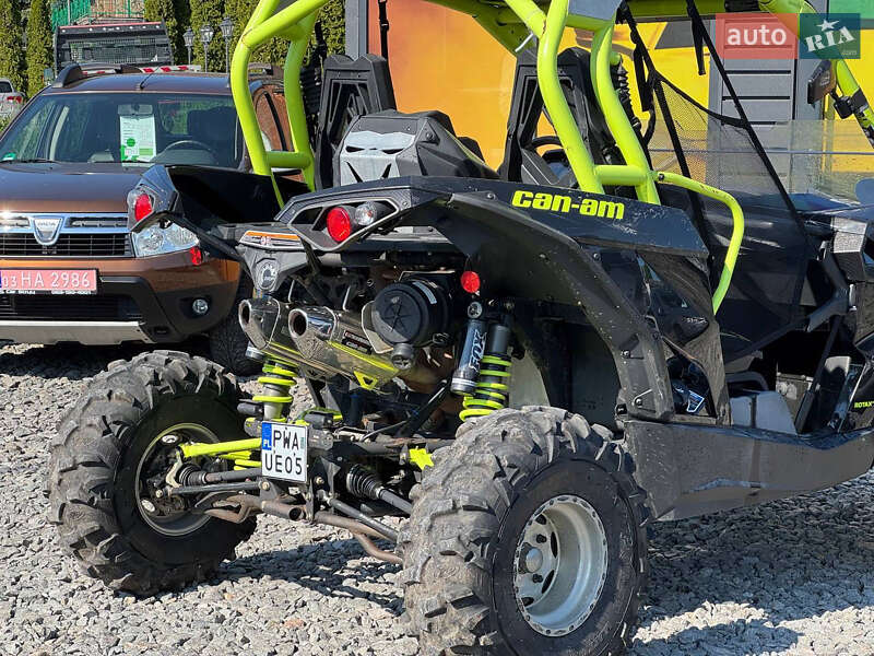 Мотовездеход BRP Can Am 2016 в Стрые