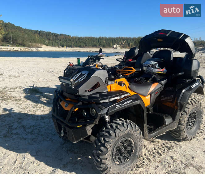 Квадроцикл утилітарний BRP Can Am 2015 в Львові