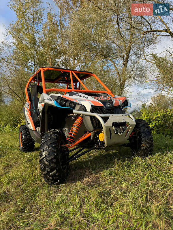 Квадроцикл  утилитарный BRP Can Am 2016 в Хусте