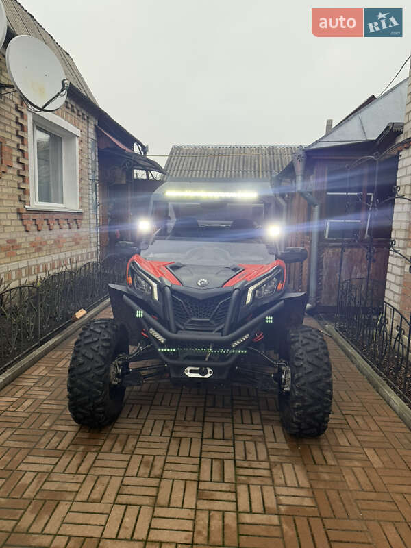 Спортбайк BRP Can Am 2018 в Киеве