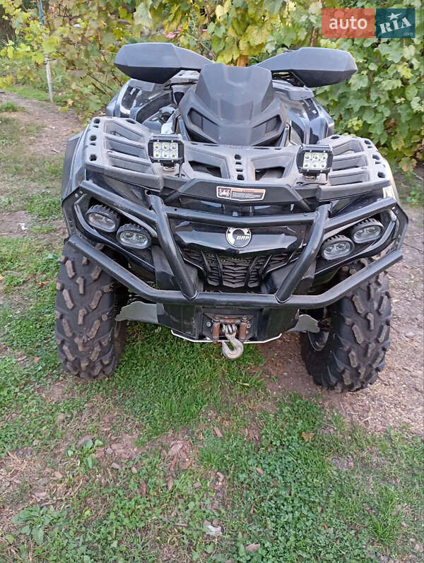 Квадроцикл утилітарний BRP Can Am 2015 в Чернігові