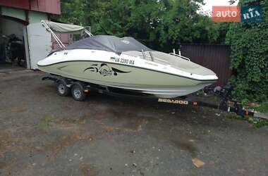 Катер BRP Challenger 2008 в 