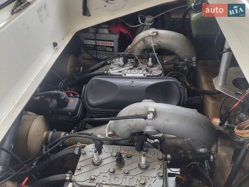 Катер BRP Challenger 2002 в Киеве