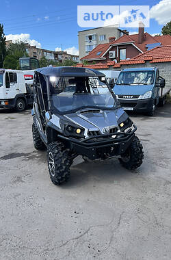 Квадроцикл  утилитарный BRP Commander 2012 в Ровно