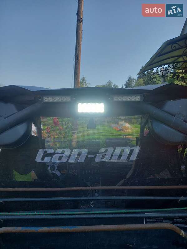 Мотовездеход BRP Commander 2011 в Ивано-Франковске