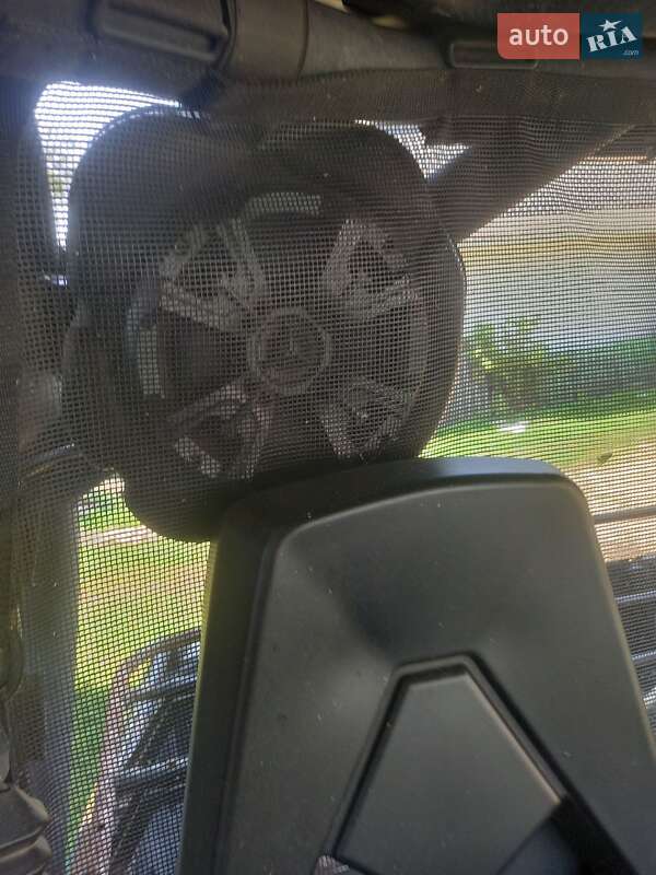 Мотовездеход BRP Commander 2011 в Ивано-Франковске