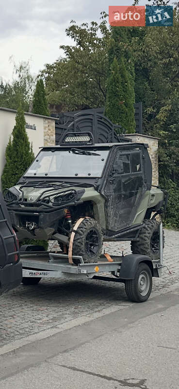 Квадроцикл спортивный BRP Commander 2017 в Ужгороде