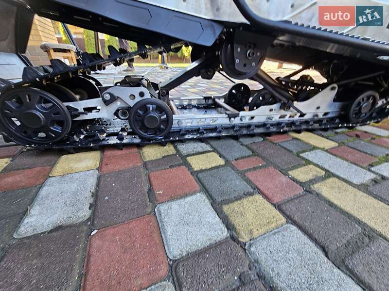 Снегоходы для охоты и рыбалки BRP Expedition 2015 в Павлограде фото 21 Снегоходы для охоты и рыбалки BRP Expedition 2015 в Павлограде