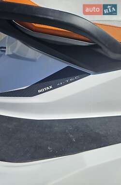 Гидроцикл туристический BRP GTI 2011 в 