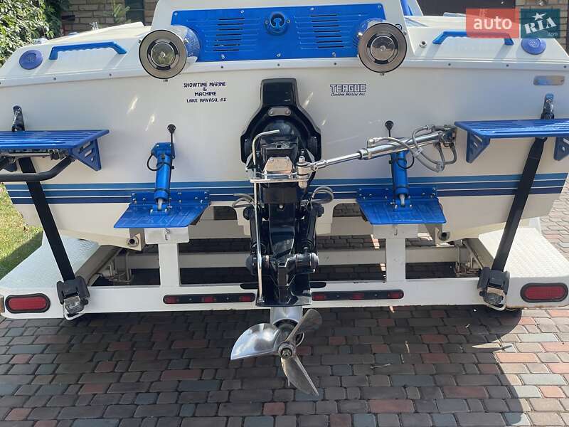 Човен BRP GTR 2006 в Києві
