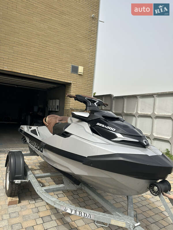 Гідроцикл туристичний BRP GTX 2019 в Дніпрі