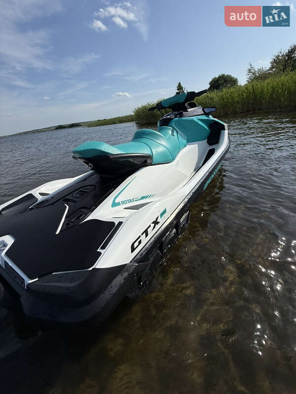 Гидроцикл туристический BRP GTX 2021 в Новояворовске