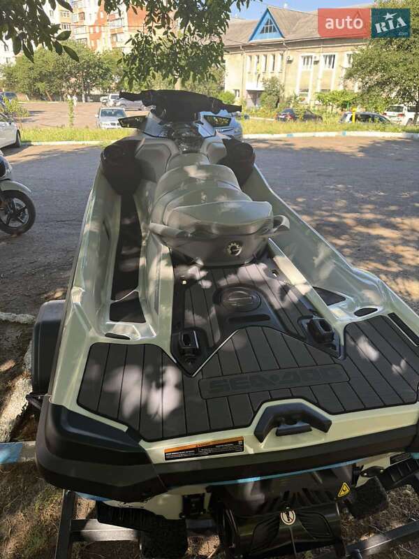 Гидроцикл туристический BRP GTX 2024 в Черновцах