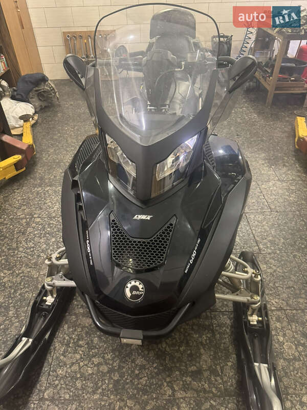 Снегоходы для охоты и рыбалки BRP Lynx 2011 в Киеве