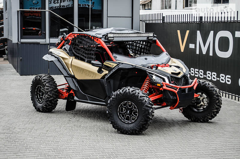 Квадроцикл  утилитарный BRP Maverick X3 2017 в Киеве