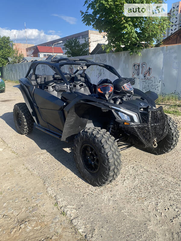 Квадроцикл спортивный BRP Maverick X3 2017 в Киеве