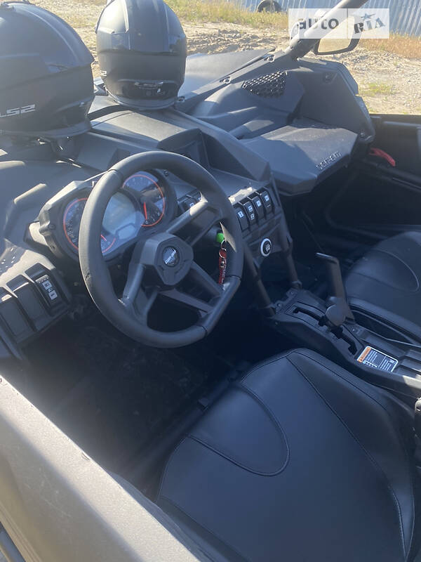 Квадроцикл спортивный BRP Maverick X3 2017 в Киеве