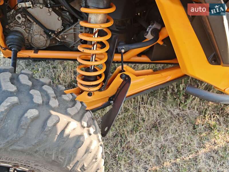 Квадроцикл  утилитарный BRP Maverick X3 2020 в Запорожье