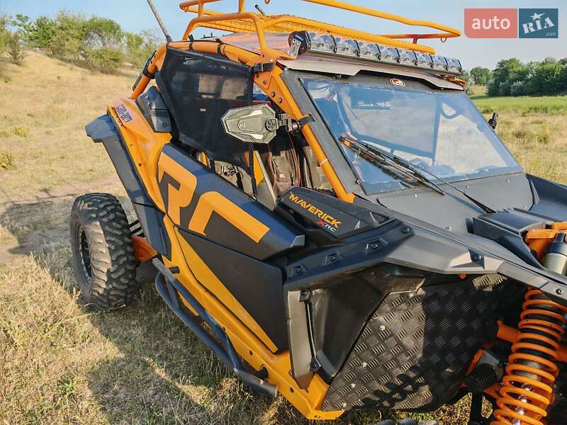 Квадроцикл  утилитарный BRP Maverick X3 2020 в Запорожье