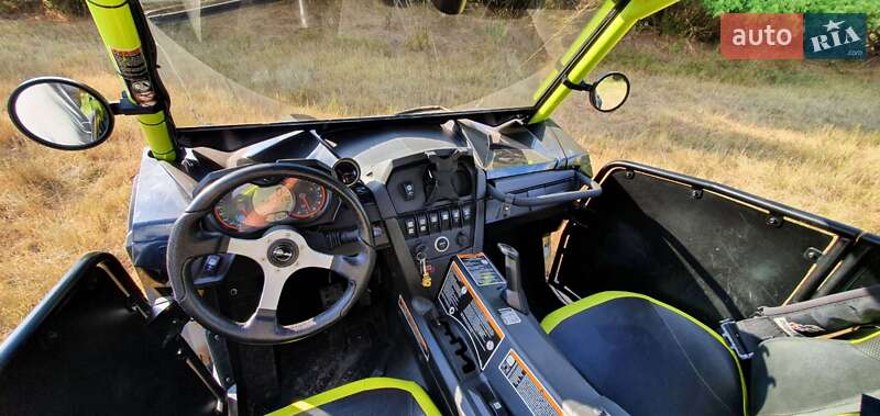 Квадроцикл  утилитарный BRP Maverick 2015 в Кривом Роге