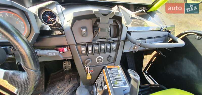 Квадроцикл  утилитарный BRP Maverick 2015 в Кривом Роге