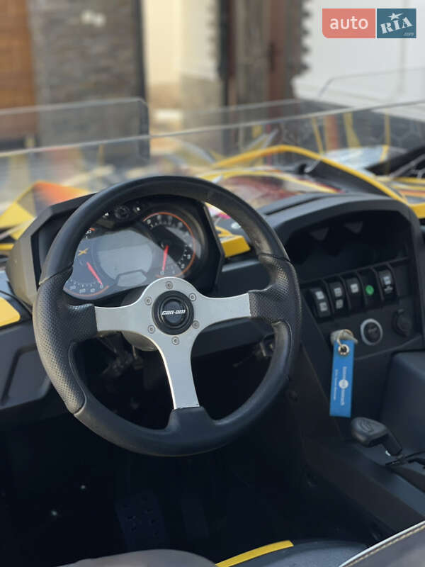 Квадроцикл  утилитарный BRP Maverick 2016 в Виноградове