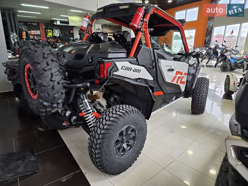 Мотовездеход BRP Maverick 2021 в Львове