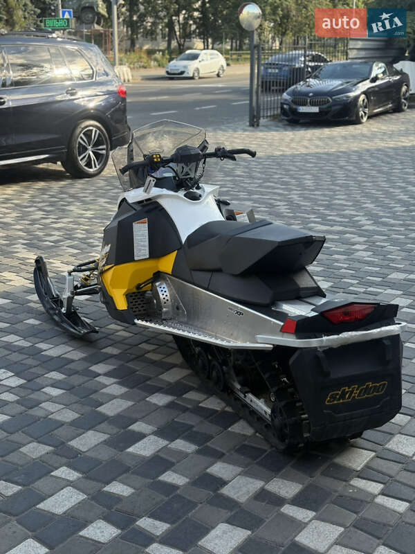 Снігоходи для полювання та рибалки BRP MXZ 2011 в Києві