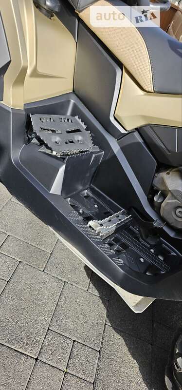 Квадроцикл спортивний BRP Outlander 2012 в Тячеві